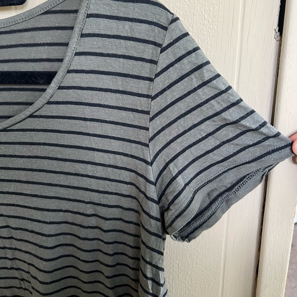 Striped Tee - Picture 3 of 6